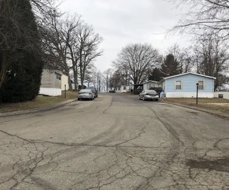 Hickory Grove Mobile Home Community