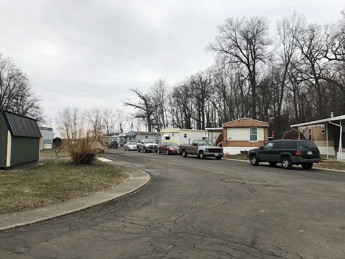 Hickory Grove Mobile Home Community Picture 2