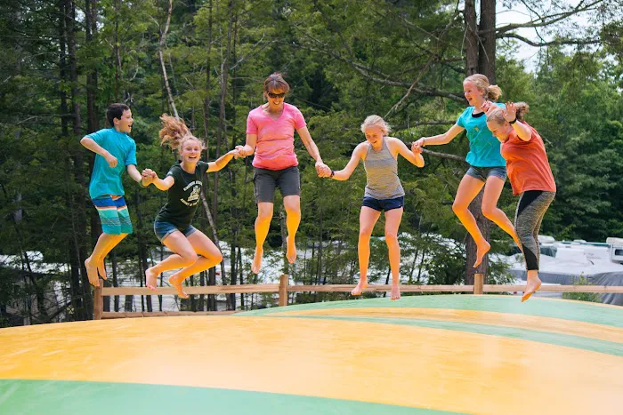Yogi Bear's Jellystone Park Camp-Resort: Lakes Region in Milton, NH Picture 9