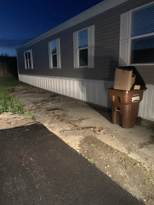 Colony Mobile Home Community Picture 8
