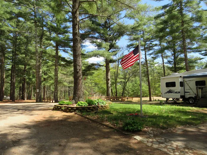 Yogi Bear's Jellystone Park Camp-Resort: Cranberry Acres in Carver, MA Picture 2