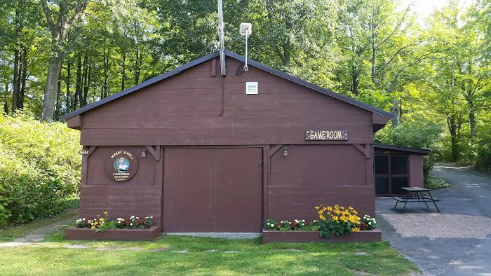 Merry Knoll Campground Picture 4