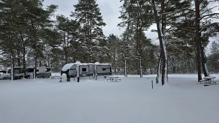 High Pines RV Park Picture 6