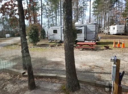 R & D Family Campground