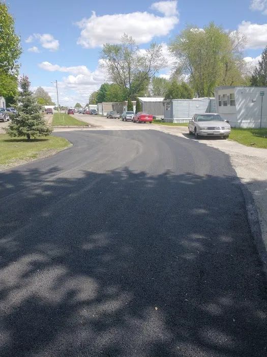 Colonial Estates Mobile Home Park Picture 4