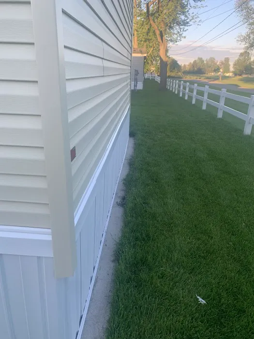 Buckeye Village Mobile Home Community Picture 4