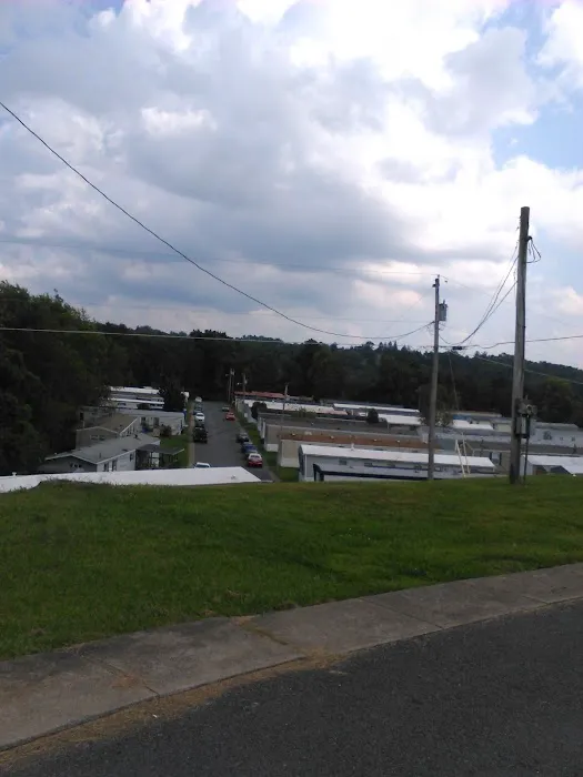 East Park Mobile Home Village Picture 3