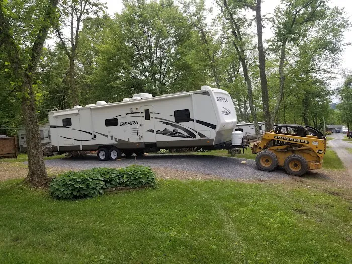 Circle B Campground Picture 1