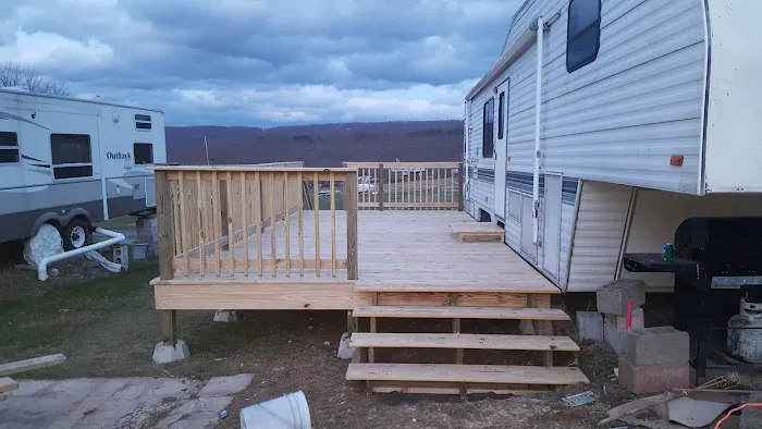Buck's Campground Picture 10