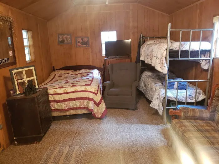 Glamping Clear Spring Maryland 3-Cabin Campground Picture 3