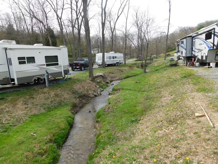 Leatherman's/Falling Waters Campsite Picture 9