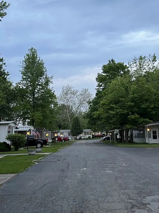 West Lake Village Mobile Home Park Picture 7