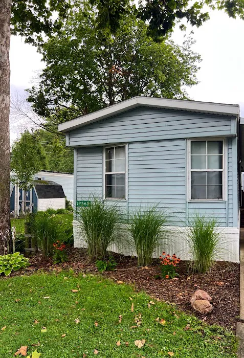 West Lake Village Mobile Home Park Picture 6