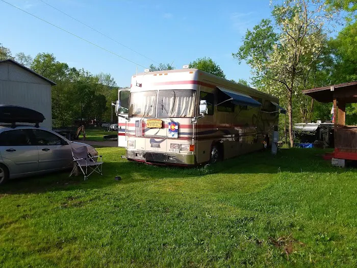 Choice Camping Court Picture 8