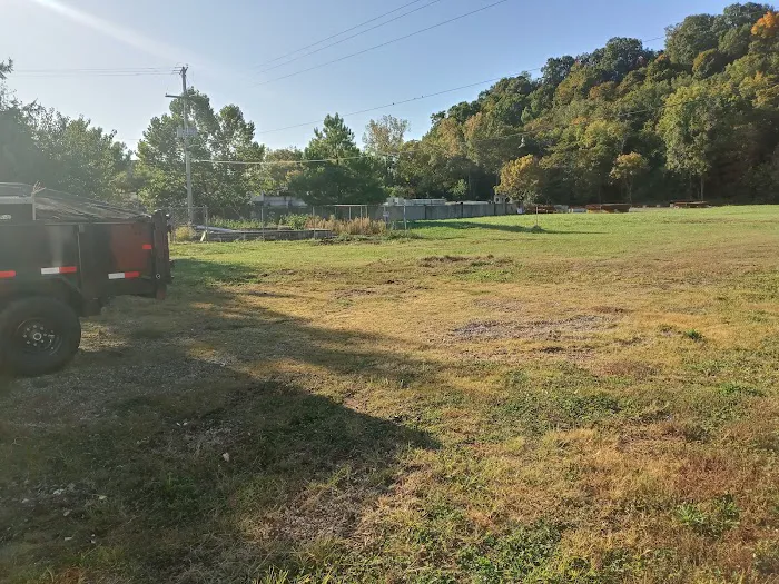 Mays Mobile Home Park Picture 7