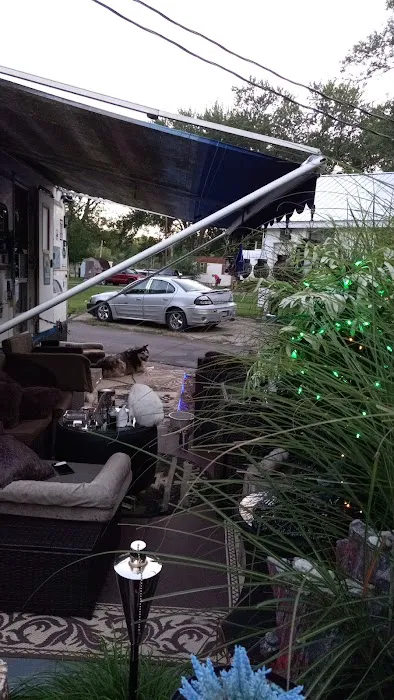 Huber Mobile Home and RV Park Picture 2