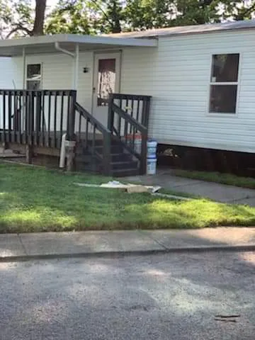 McMahan's Mobile Home Park Picture 2