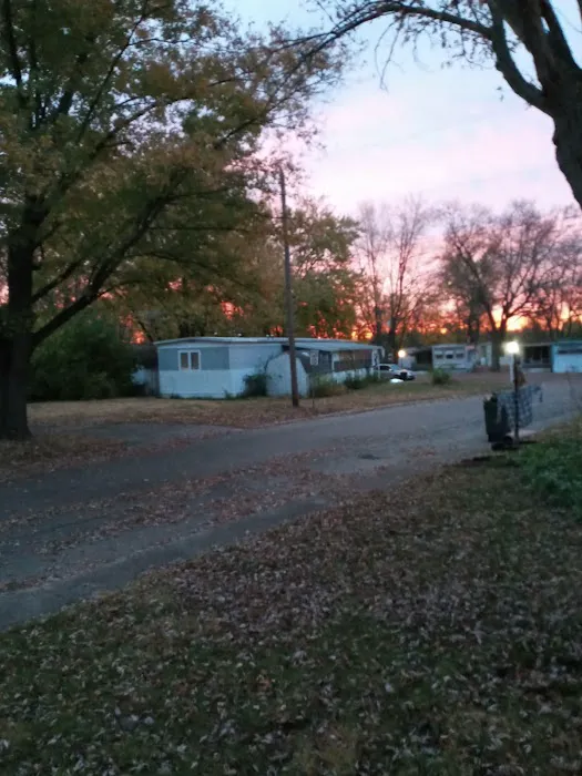 McMahan's Mobile Home Park Picture 3