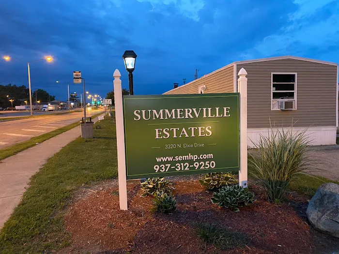 Summerville Estates Mobile Home Park Picture 3