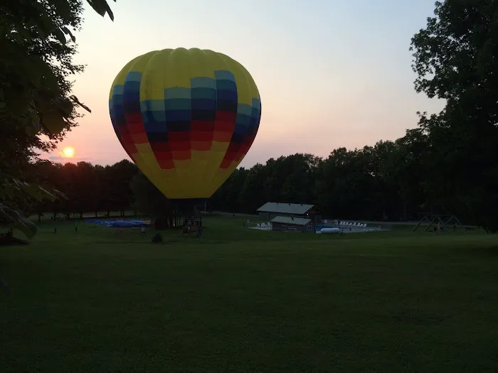 Adventure Bound Camping Resort - Four Winds Picture 3