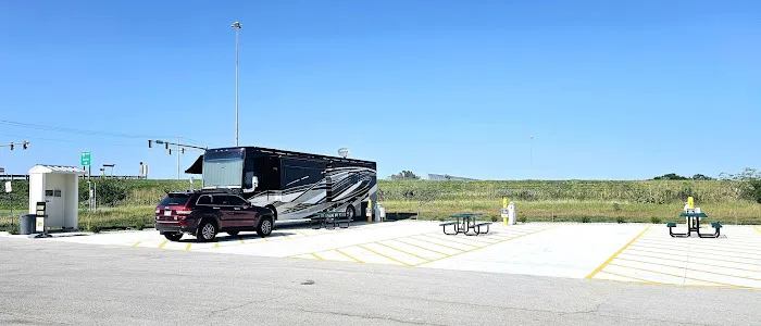 Love's RV Hookup Picture 6