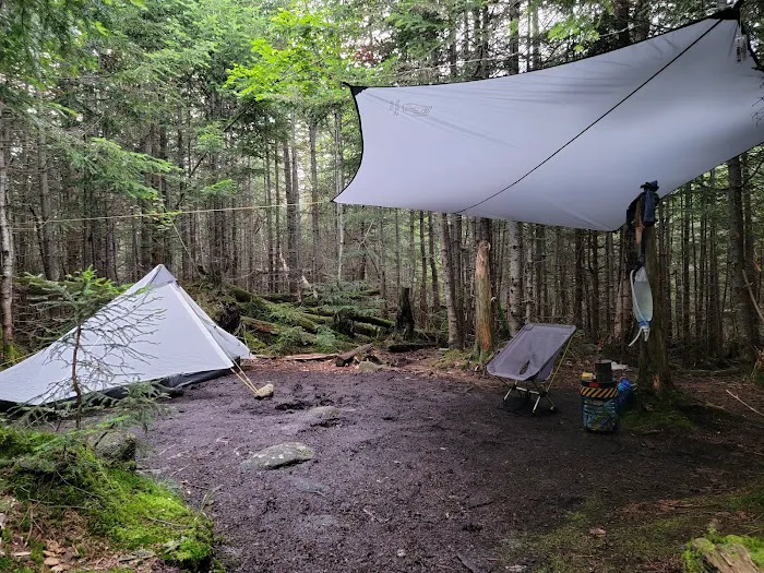 Uphill Leanto Picture 6
