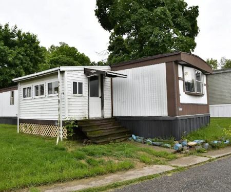 Hillsdale Mobile Village