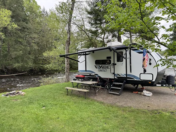 Moose River Campground Picture 10