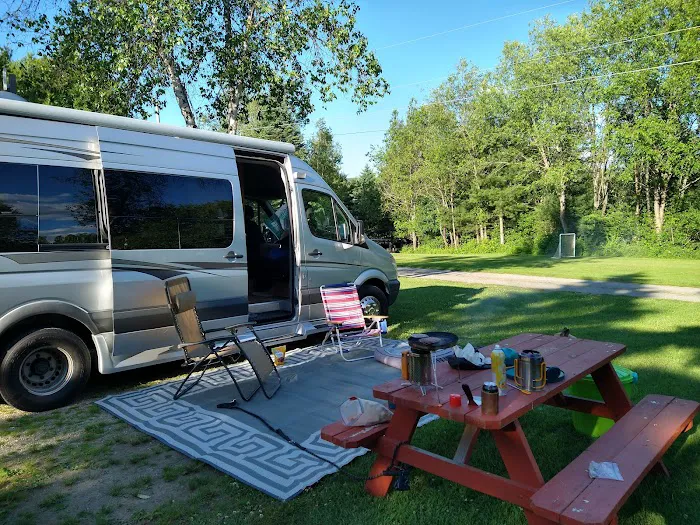 Breezy Meadows Campground Picture 9