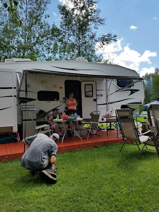 Breezy Meadows Campground Picture 4