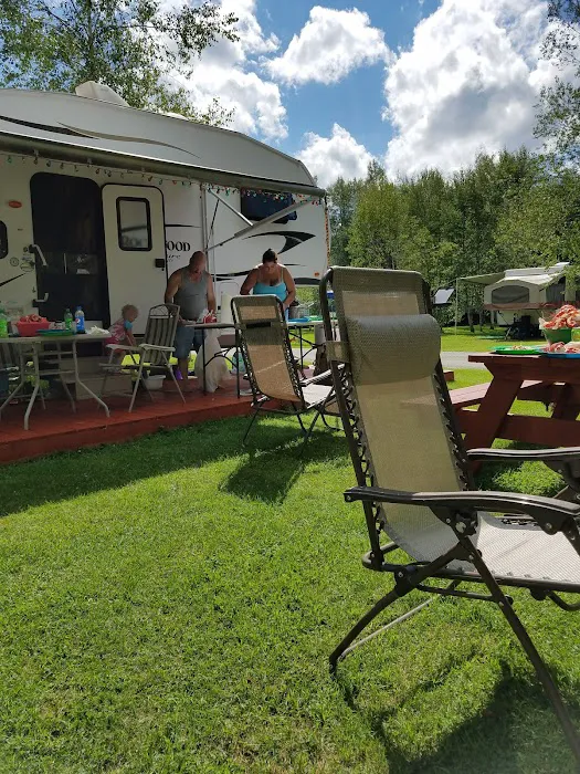 Breezy Meadows Campground Picture 2
