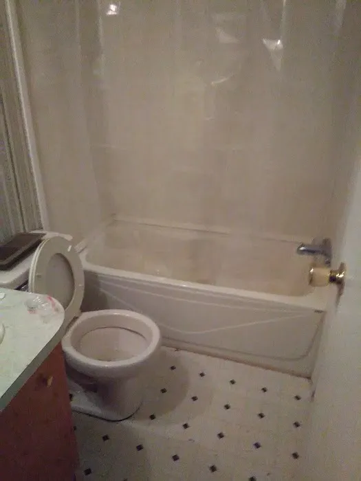 Wolfe's Trailer Park Picture 3