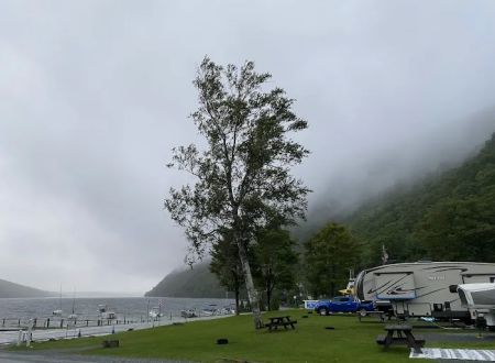 White Caps Campground