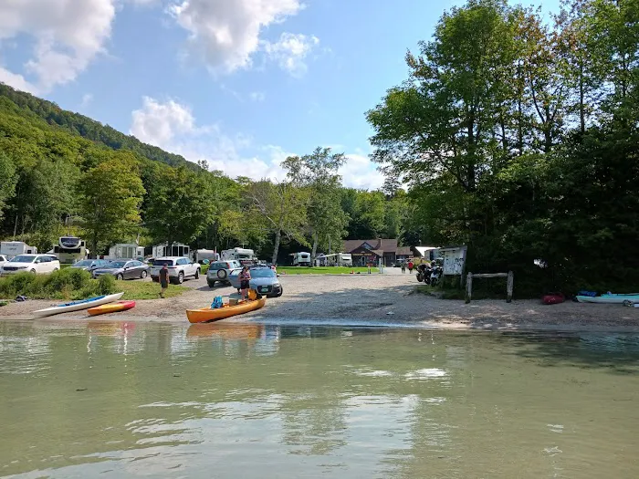 White Caps Campground Picture 10