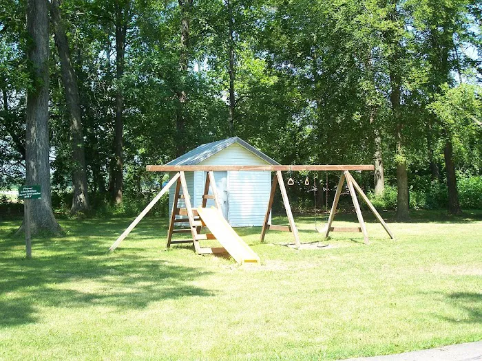 Oakwood Manufactured Home Community Picture 10