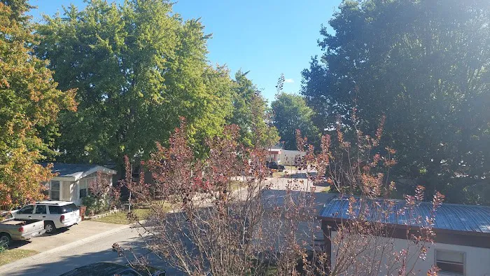 Olwine Mobile Home Park Picture 8