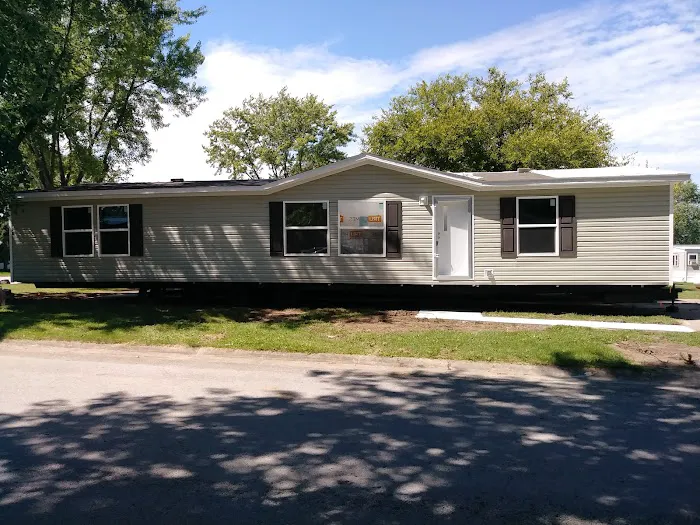 Olwine Mobile Home Park Picture 7