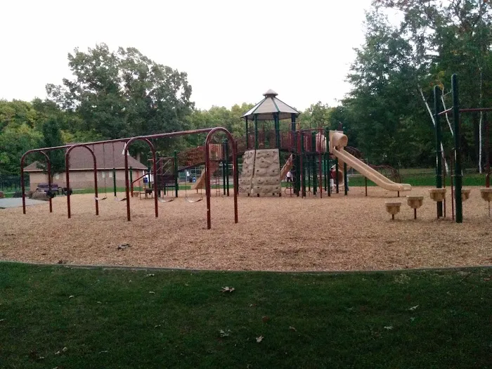 Malletts Bay Campground Picture 5