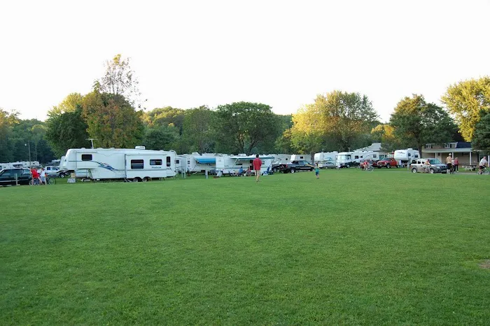 Lone Pine Campsite Picture 10