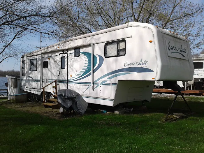 Silver Lake RV & MH Estates Picture 2