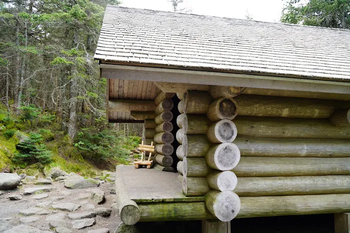 Kinsman Pond Shelter Picture 4