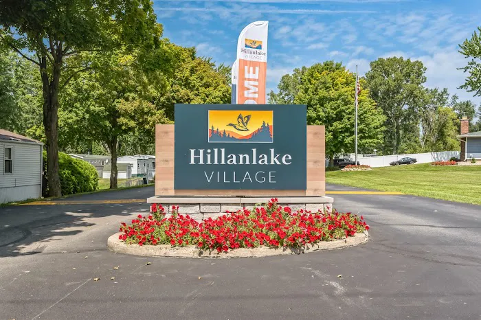 Hillanlake Village Picture 5