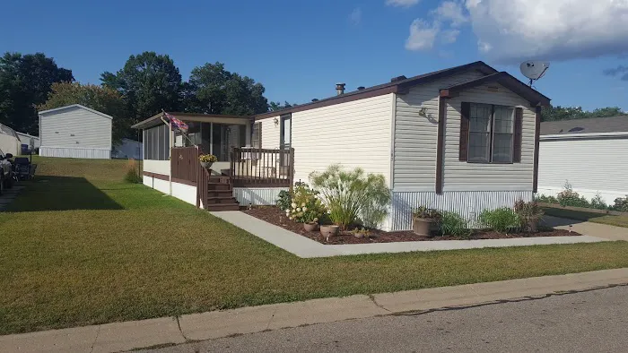 Cozy Manufactured Home Community Picture 3