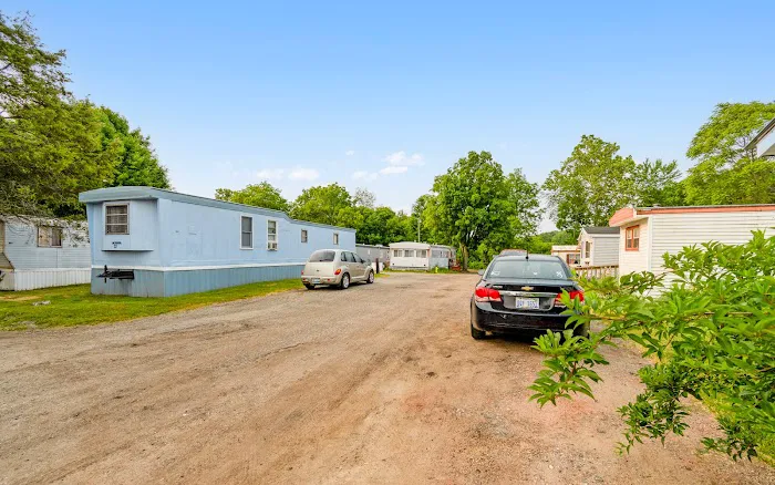 Michigan Avenue Estates Mobile Home Park Picture 1