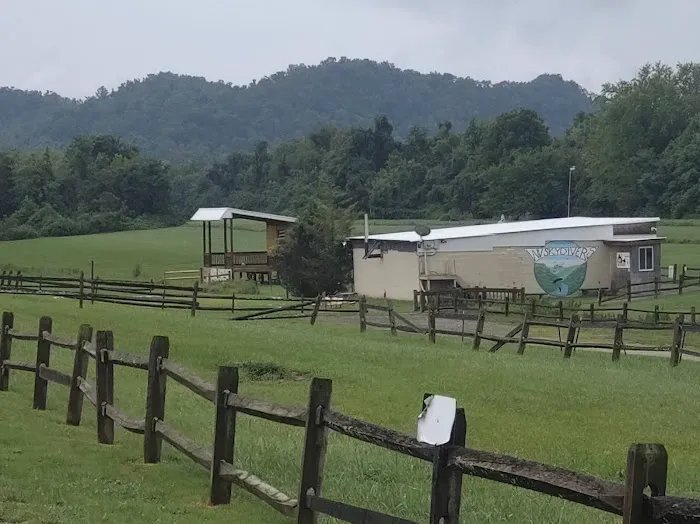 Robert Newlon Airpark Picture 3