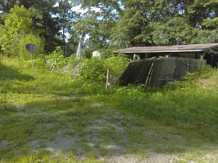 Green Meadows Mobile Home Park Picture 9