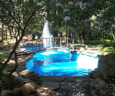 HilltopLodge