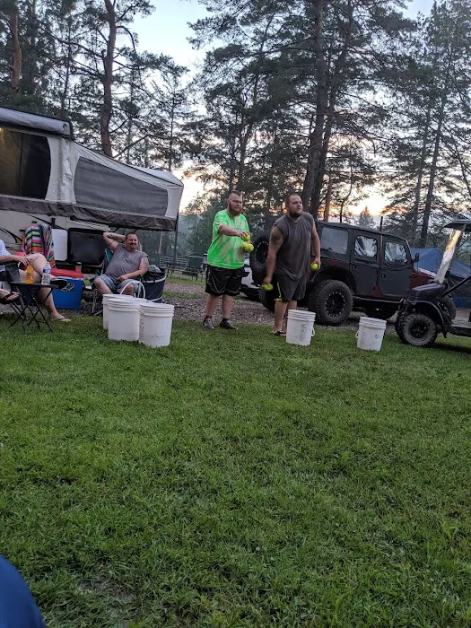 Camp Emerald Acres Picture 10