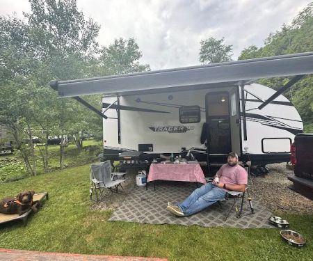 Whispering Winds Campground and Cabins