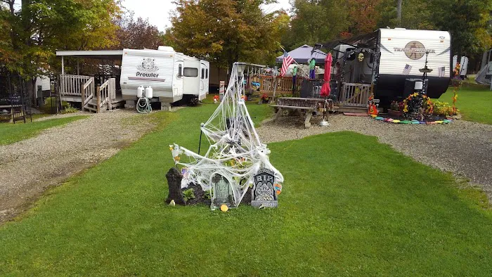 Triple R Camping Resort and Trailer Sales Picture 8